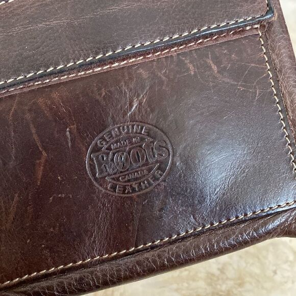 Roots Leather Crossbody Hanging Pouch Mini Bag Passport Holder Vintage - Picture 4 of 14